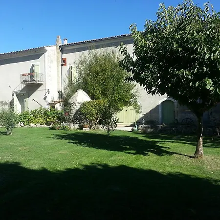 Nyaraló Grange Voutee Avec Jardin *