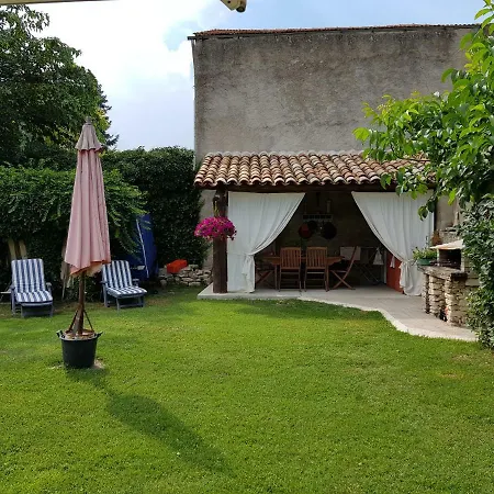 Nyaraló Grange Voutee Avec Jardin